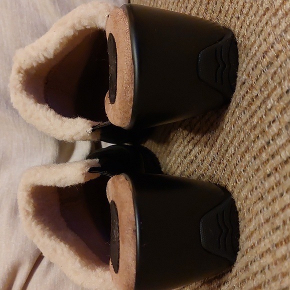 Rialto Clogs - Picture 3 of 8